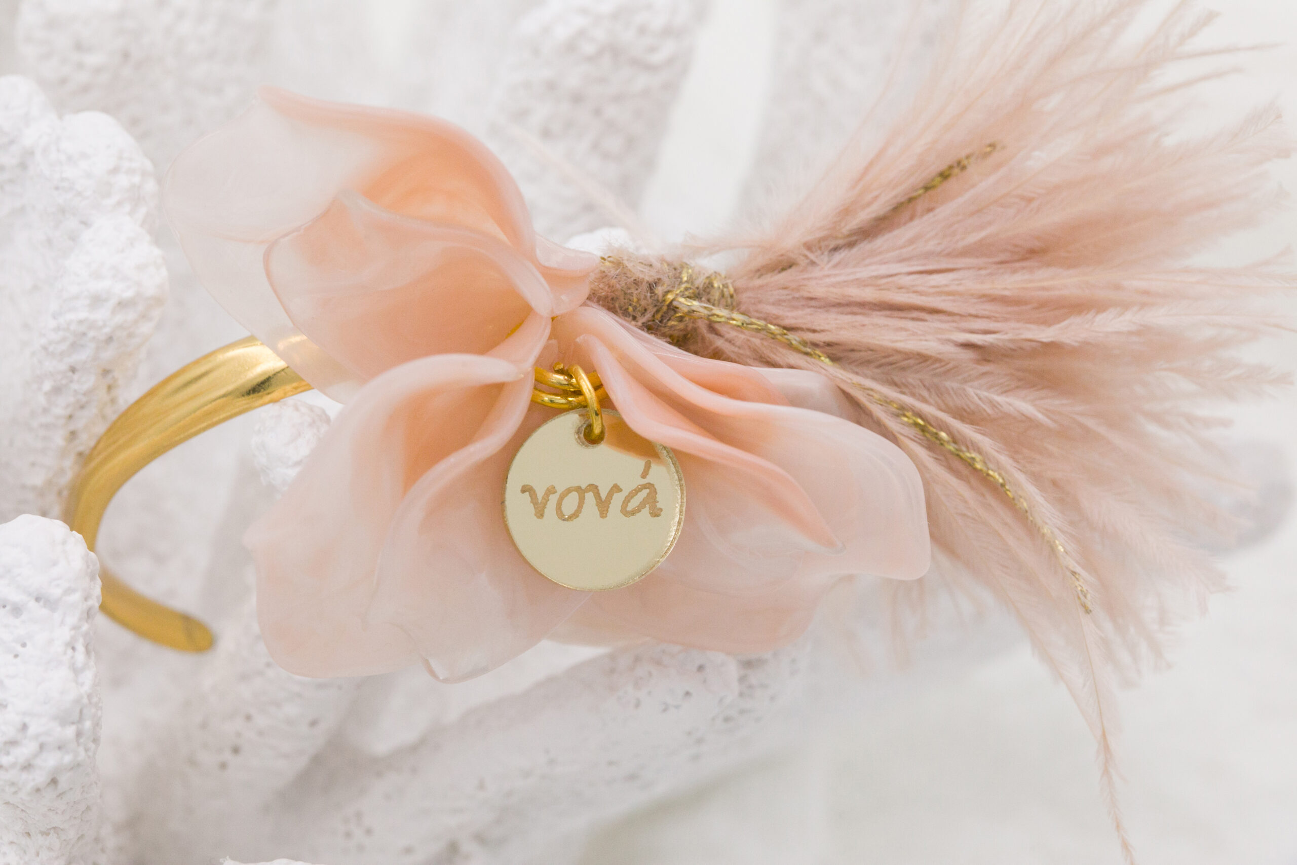 WF6RVLotMWUG9FyrvgA1WSdh0Zr7W_dpGmfXcT2bVAw